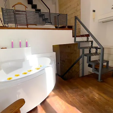 Apartment La Nel Borgo Howme *